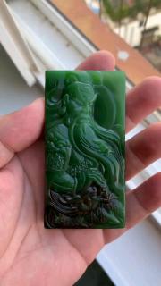 和田玉碧玉关公,俄碧老料的大牌子,精雕色好,手把件小摆件类的